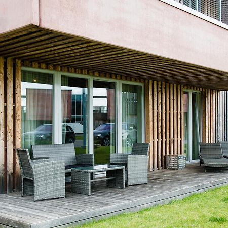 Kuressaare Marina Apartment ภายนอก รูปภาพ